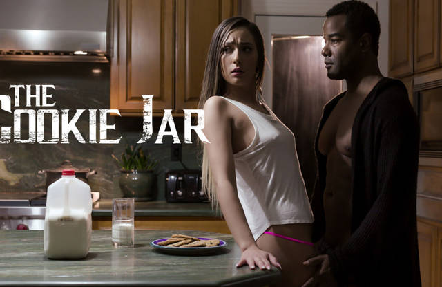 Девочка дрючится с паханом своего бойфренда - телка с жопой