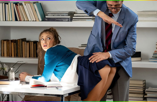 Жестко обошелся со студенткой - отшлепал и поимел в анал